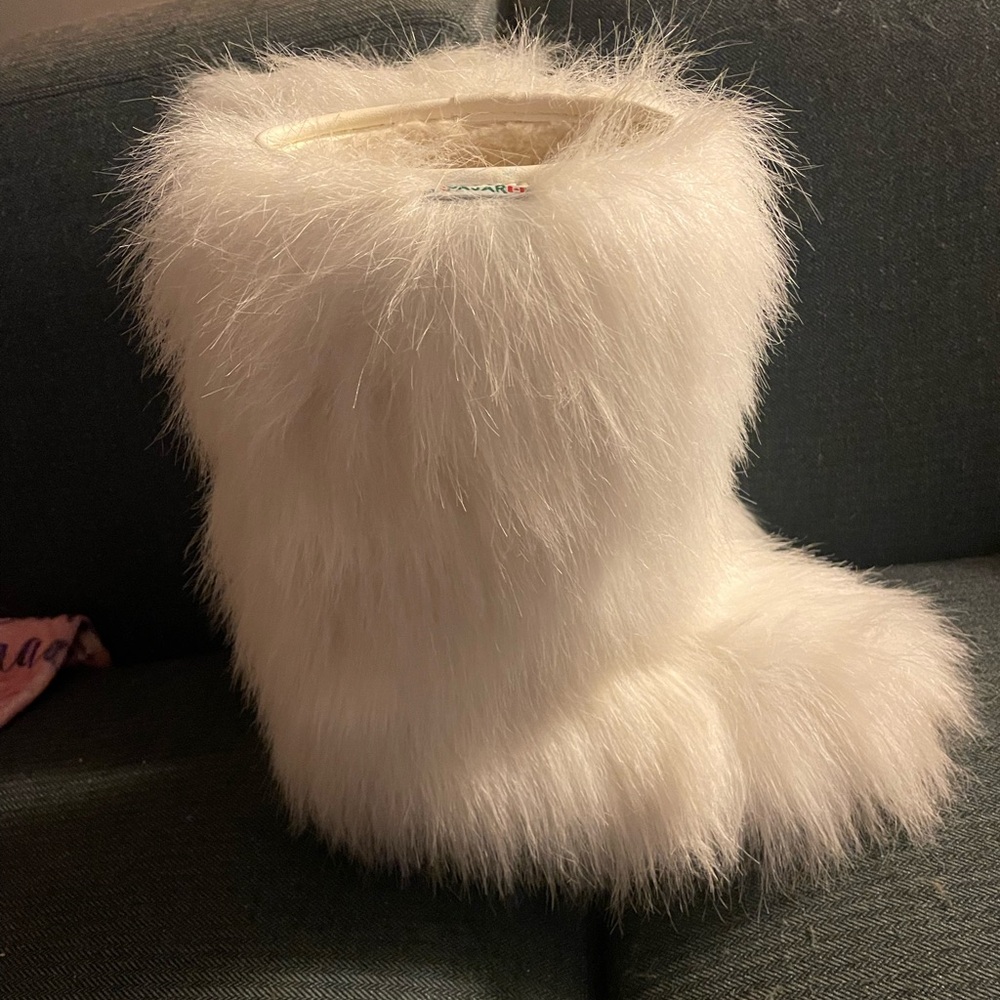 Pajar Goat Hair Winter Italian Boot - Picture 3 of 9
